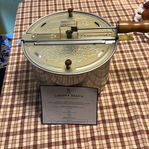 Stove top popcorn maker, brand new, never used